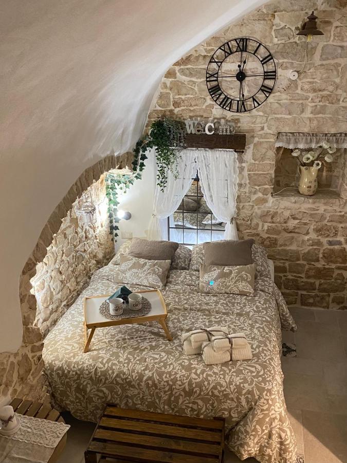 トゥーリ Domus Klara Bed & Breakfast エクステリア 写真