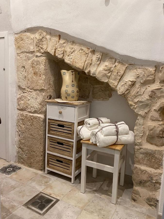 トゥーリ Domus Klara Bed & Breakfast エクステリア 写真