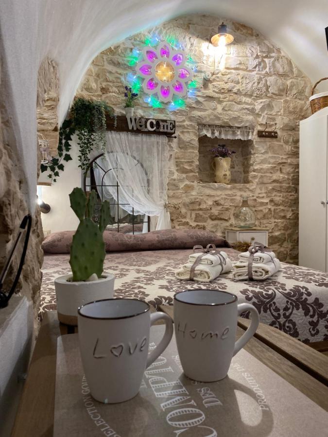 トゥーリ Domus Klara Bed & Breakfast エクステリア 写真