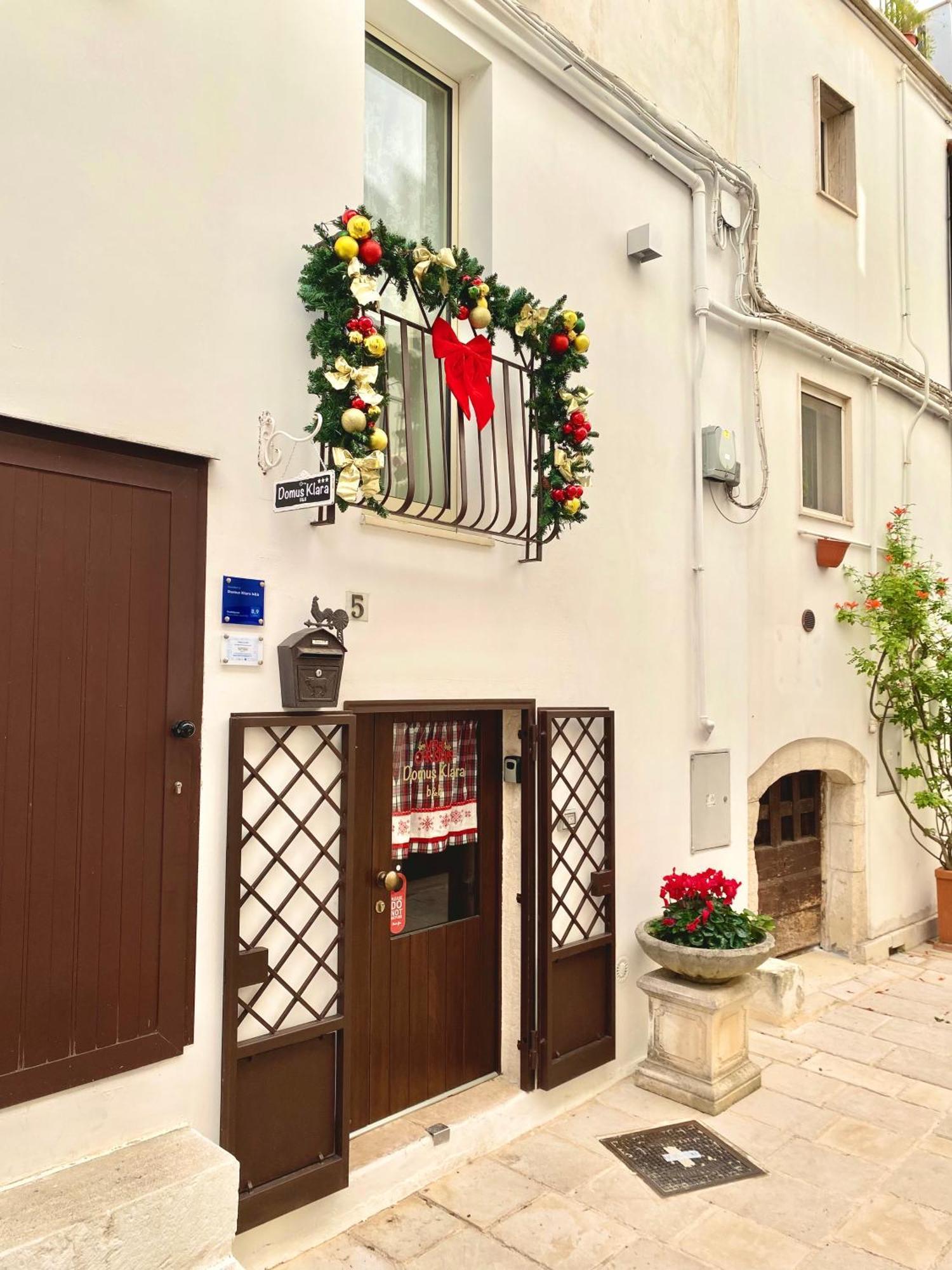トゥーリ Domus Klara Bed & Breakfast エクステリア 写真