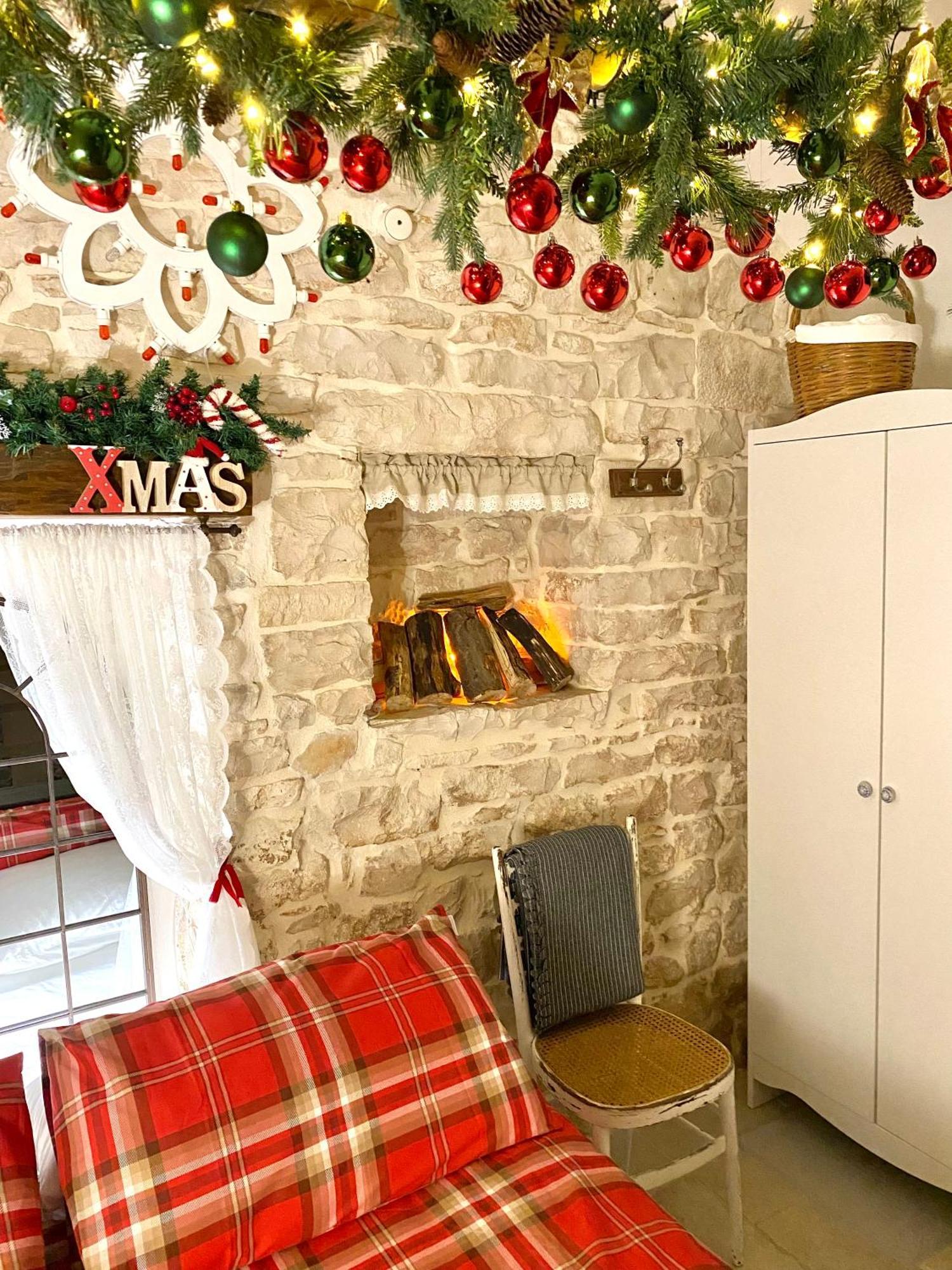 トゥーリ Domus Klara Bed & Breakfast エクステリア 写真
